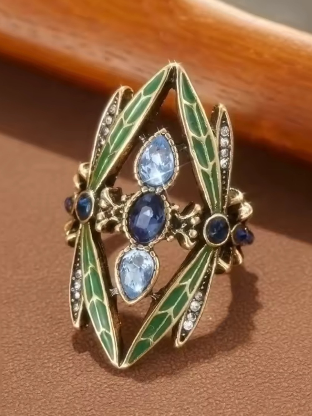 Vintage Emerald Dragonfly Art Nouveau Ring - Picture 2 of 5